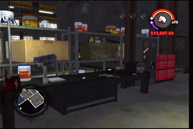 File:Donnie's garage in Saints Row - interior store room.jpg