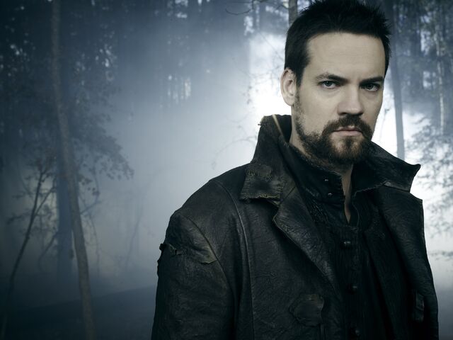 File:Salem-John-Alden-Season-2-Official-Picture-salem-tv-series-38475370-3600-2699.jpg