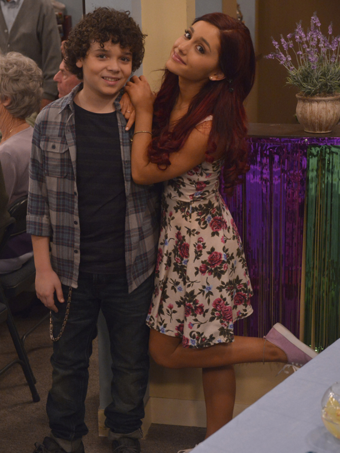 Image Cat and Dice.jpg Sam and Cat Wiki Fandom powered by Wikia