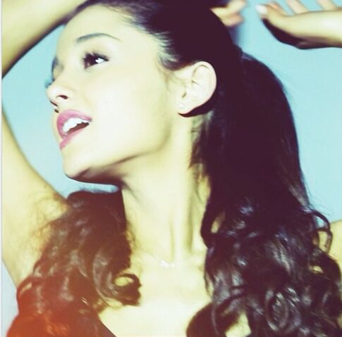 File:Ariana - February, 18, 2013.jpg