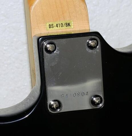 File:94 DS-410 BK.jpg