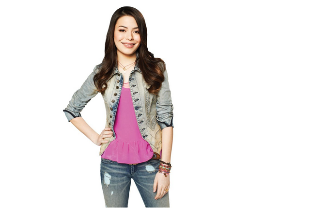 Archivo:Carly shay.png