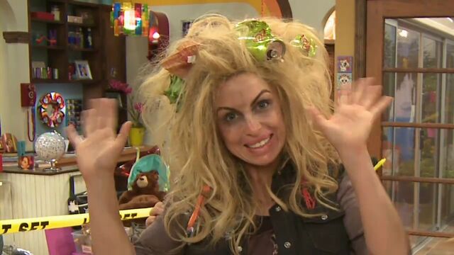 Archivo:Sam-and-Cat-The-Lil'SCshow.mp4 000229995.jpg