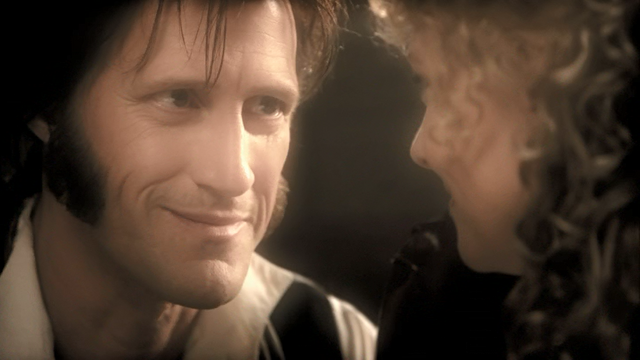 File:1x07 Druitt with Helen during Source Blood injection.png