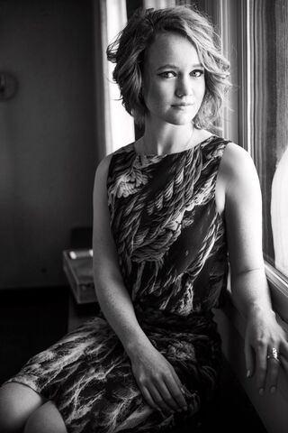 File:SANTA CLARITA DIET LIV HEWSON CAST.jpg