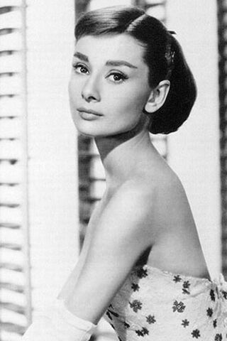 File:Audrey hepburn1.jpg