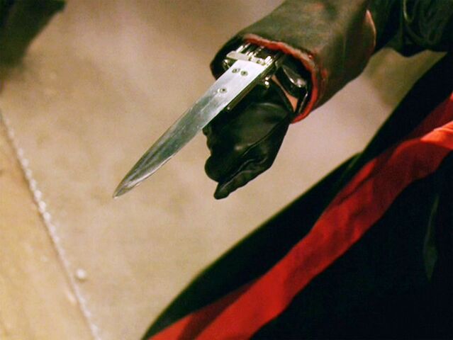 Файл:Hidden Blade.jpg