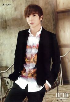 El-l-der-leeteuk-de-super-junior-fue-acosado-con-preguntas-de-kim-gu-ra-respecto-a-las-parejas-de-sm.jpg