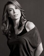 SonyaWalger4