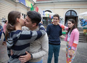 896-06.jpg