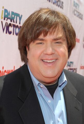 File:DanSchneider.jpg