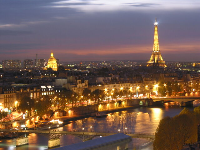 Arquivo:Paris.jpg
