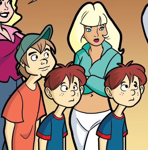 File:Tom's kids.jpg