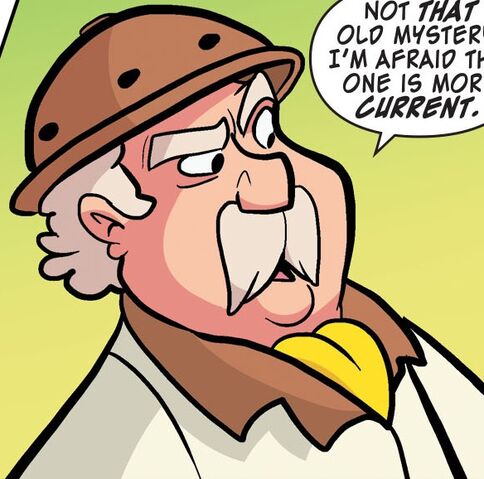 File:Professor Louis.jpg