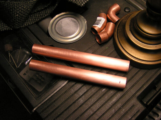 File:Can can pipes.jpg