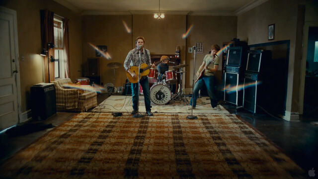 File:Trailer02.jpg