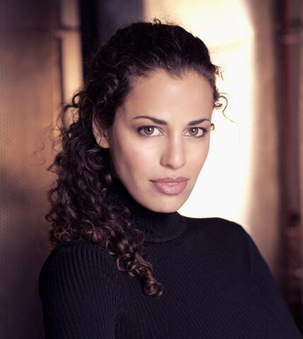 File:Athena Karkanis.jpg
