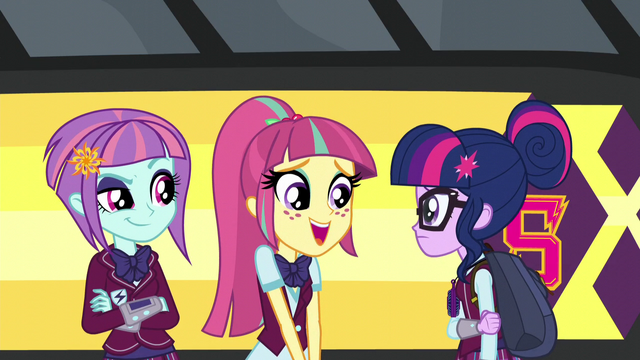 File:Sour Sweet pretending to be nice EG3.png