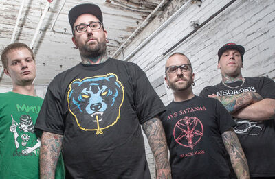 Theacaciastrain12