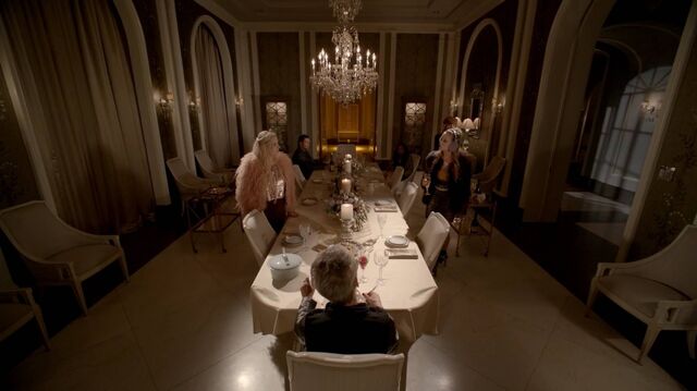 File:Thanksgivingsc1129.jpg