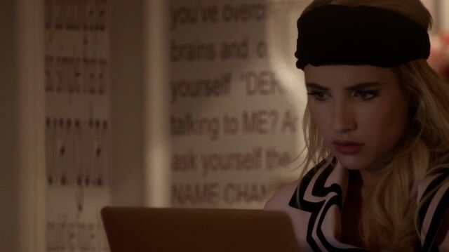 File:Normal ScreamQueens112 1130.jpg