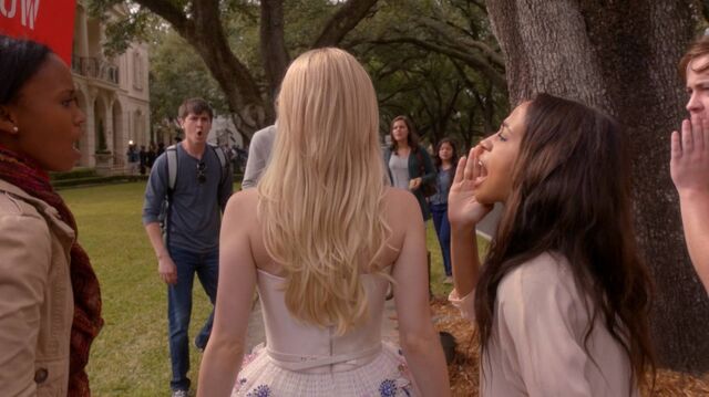 File:Normal ScreamQueens112 1038.jpg