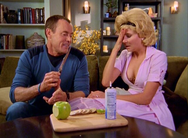 File:6x19-Married Elliot and Perry.jpg