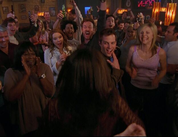 File:5x16-Happy Crowd.jpg