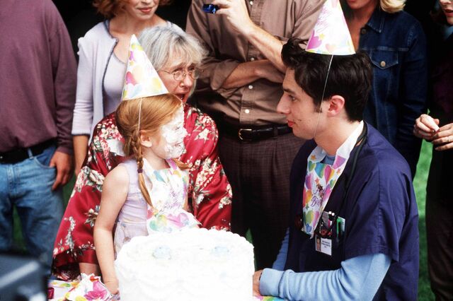 File:1x04cakefaceplant.jpg