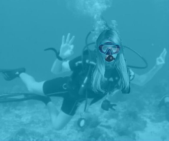 File:Emma Roberts scuba diving.jpg
