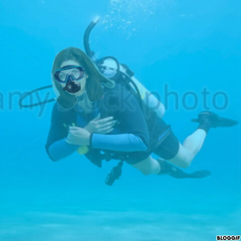 File:Candi Milo scuba diving.jpg