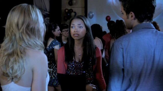 File:103SecretCircle0918.jpg