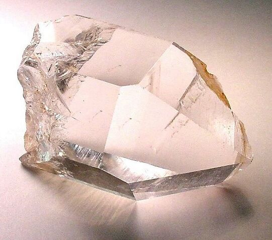 File:6quartz-crystal-arkansas1.jpg