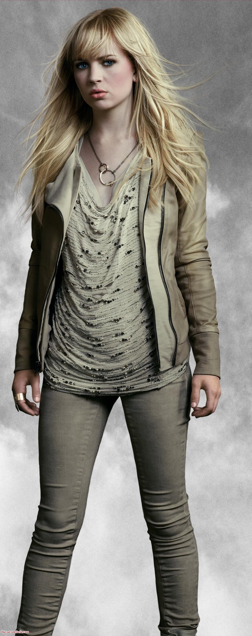 Britt Robertson The Secret Circle Wiki FANDOM powered by Wikia