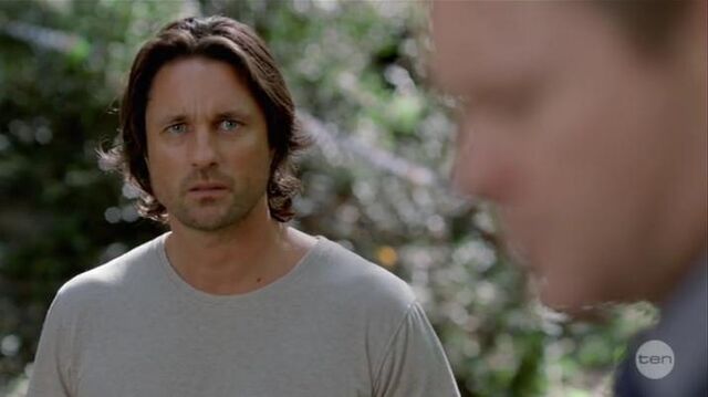 File:Australian Series-1x01-26.jpg