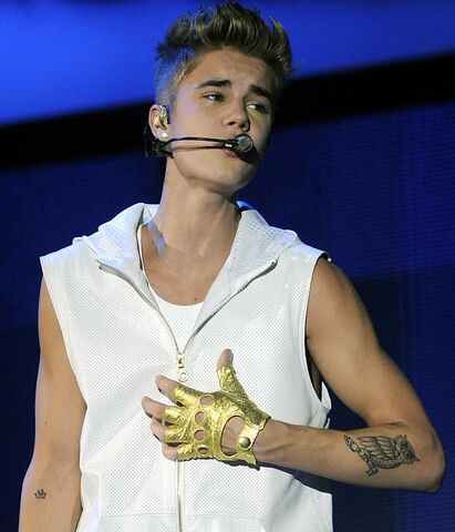 File:BIEBER-main 1611611a.jpg