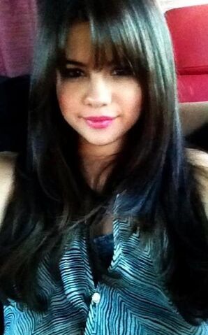 File:Selena-gomez-.jpg