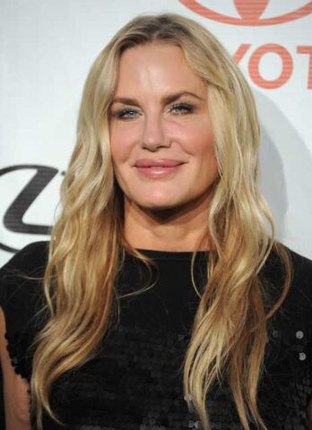 Archivo:Daryl Hannah.jpg