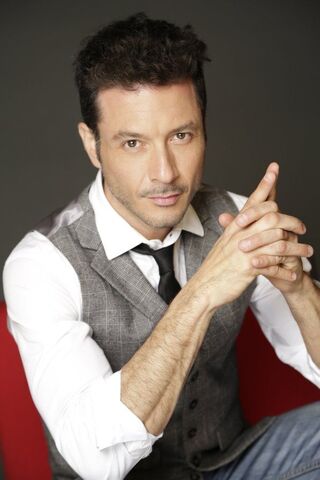 File:RaulMendez.jpg