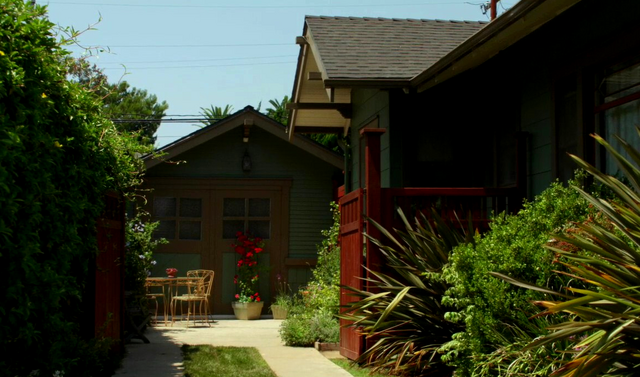 Plik:Erin'shouse.png