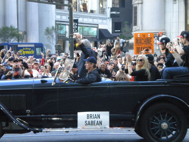 File:GiantsParade27.jpg