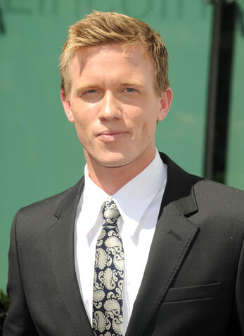 File:Warren-Kole.jpg