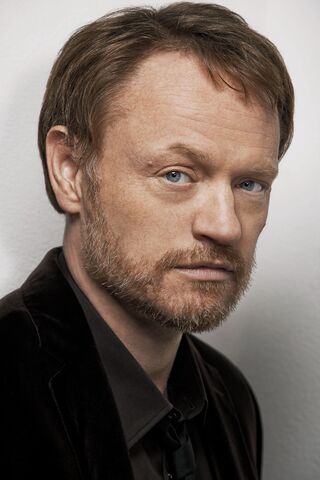 Archivo:Jared Harris.jpg