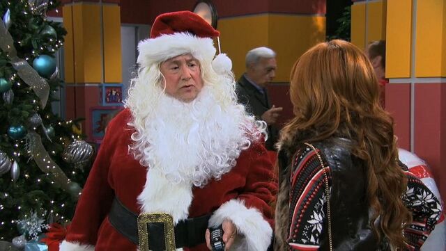 File:Jingle It Up 13.jpg