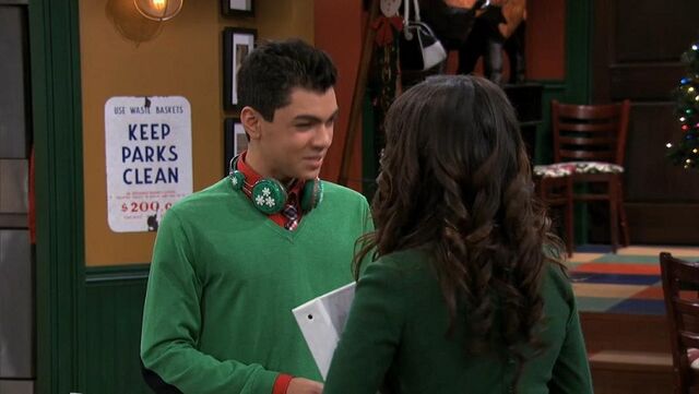 File:Jingle It Up 32.jpg