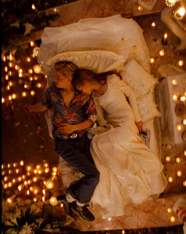 File:009-romeo-and-juliet-theredlist.jpeg