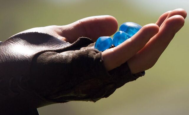 File:BlueElfstones.jpg