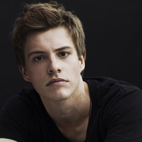 File:Xavier Samuel.jpg