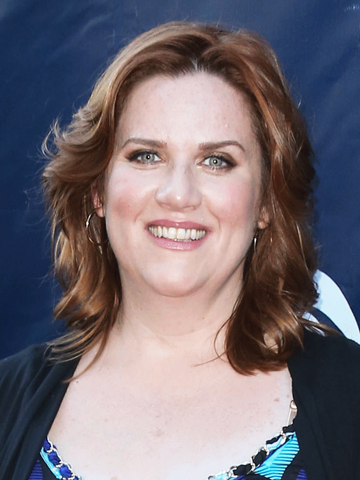 File:Donna Lynne Champlin 2.png