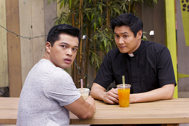 File:2x2 Promotional photo 19.jpg